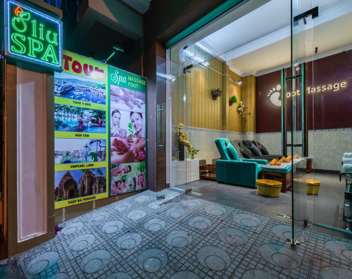 Vinlegend Hotel Нячанг Екстер'єр фото
