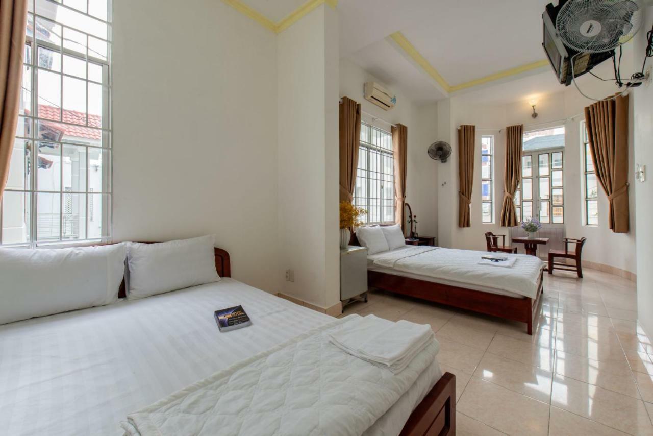 Vinlegend Hotel Нячанг Екстер'єр фото
